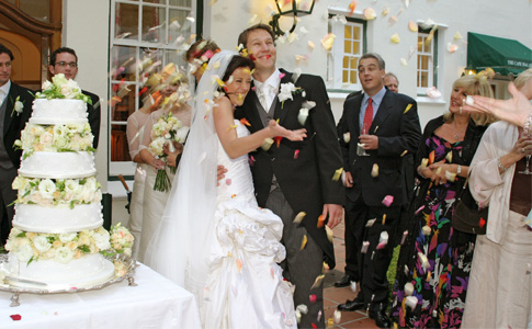¿Cuántas invitaciones de boda hacer para mi boda?