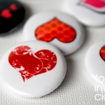 chapas divertidas para bodas CORAZONES