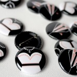 chapas divertidas para bodas NOVIO-NOVIA