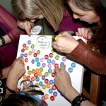 chapas para invitados de boda