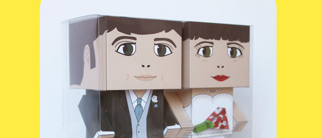 Novios de papel personalizados